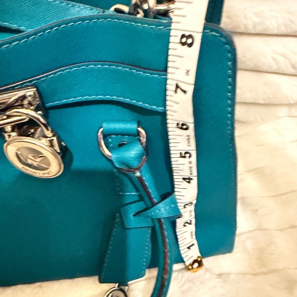 Michael Kors Turquoise Saffiano leather Hamilton tote bag .Gold Hardware - Picture 9 of 11